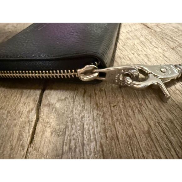 Marc Jacobs Lone Rider Wingman Women's Smartphone Wristlet Wallet with chain - Picture 4 of 9